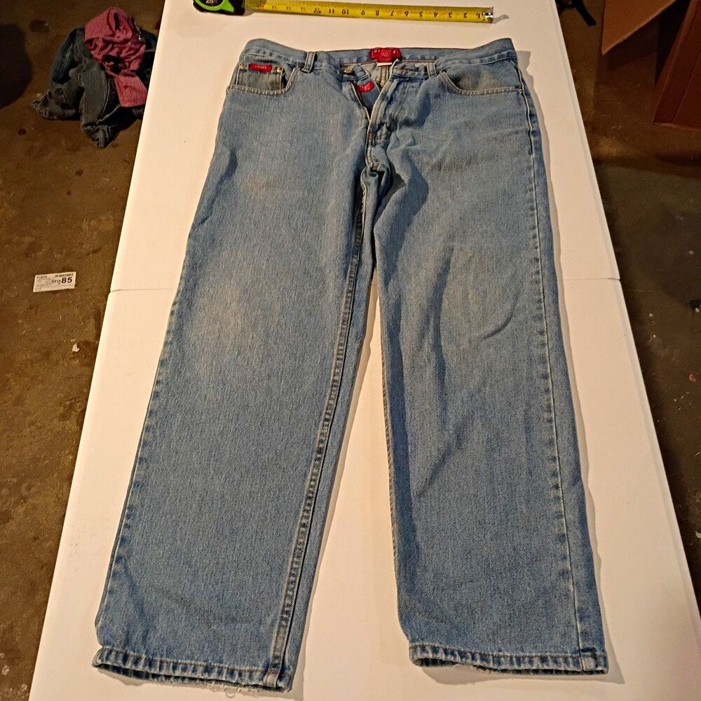 Chaps Men's Classic Fit Straight Leg Light Wash Blue Denim Jeans Big & Tall